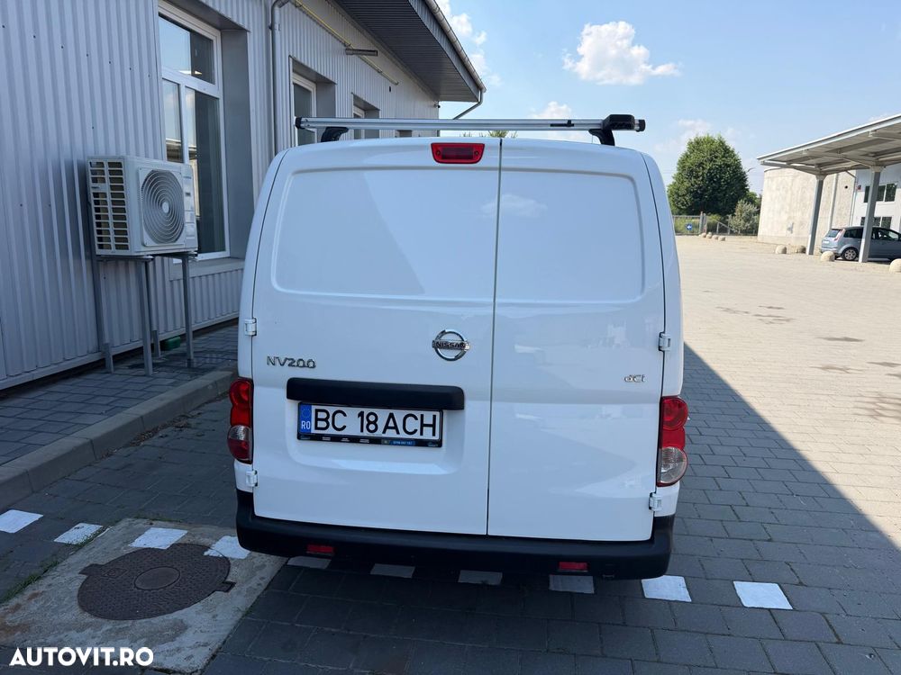 Nissan NV200 - 4