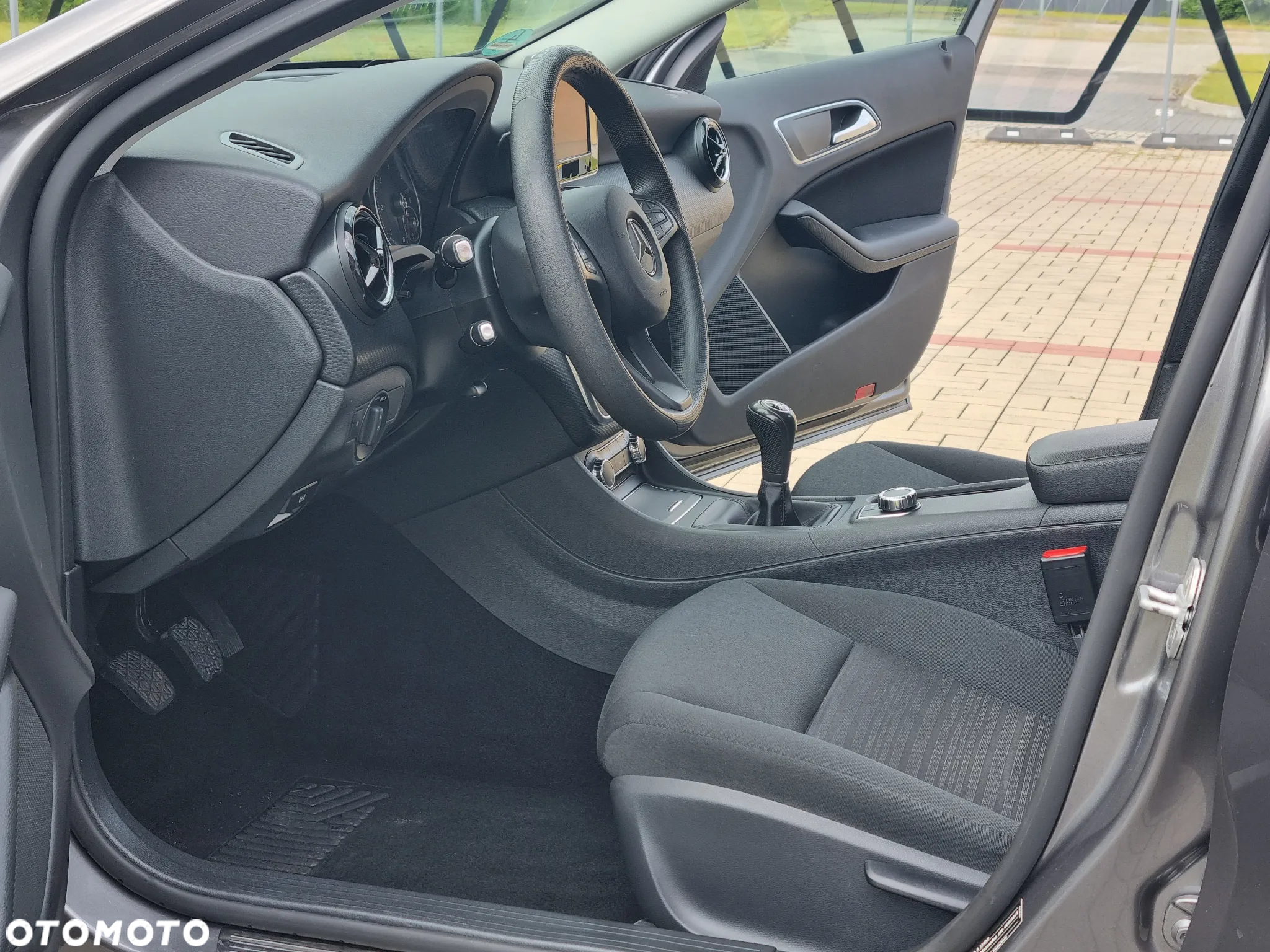 Mercedes-Benz Klasa A 180 CDI (BlueEFFICIENCY) AMG Sport - 29