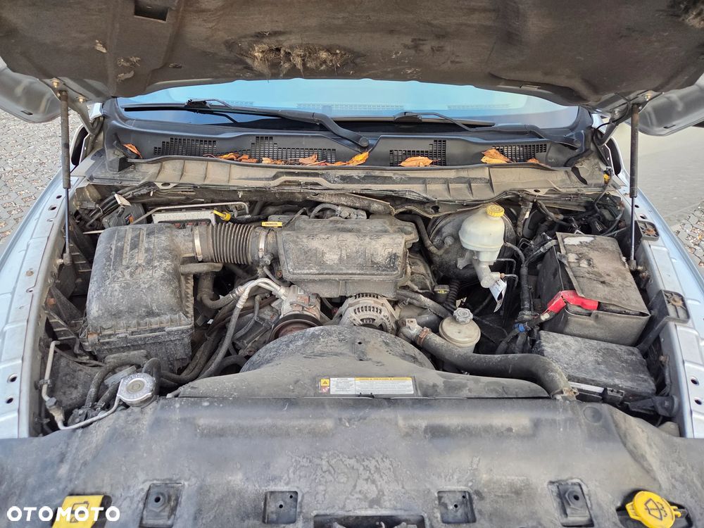 Dodge RAM 4.7 4x4 - 22