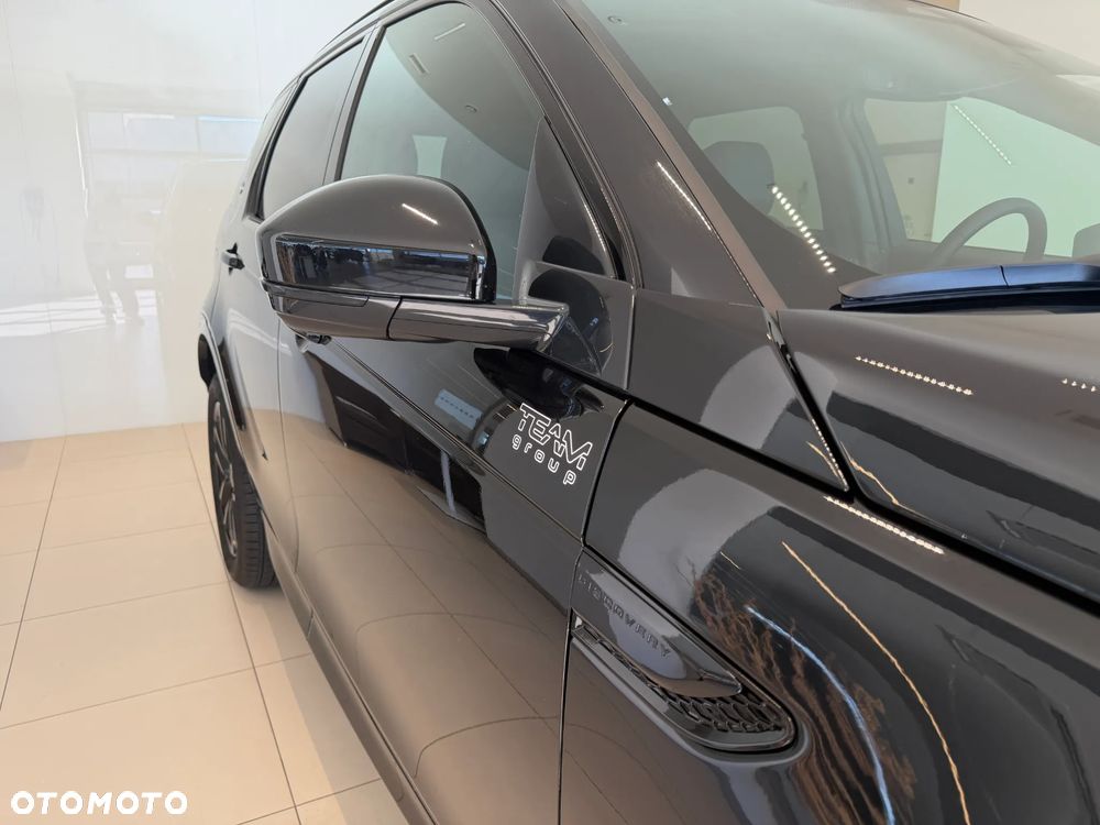 Land Rover Discovery Sport - 32