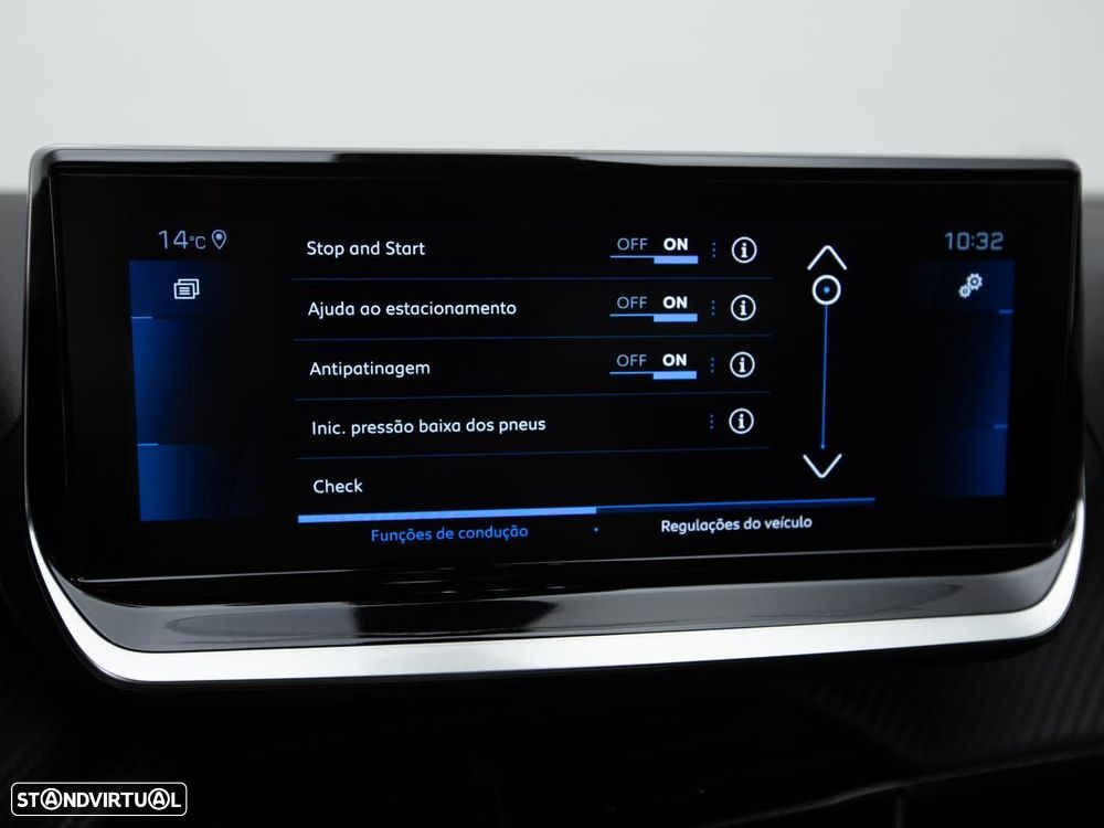 Peugeot 2008 1.5 BlueHDi Allure EAT8 - 24