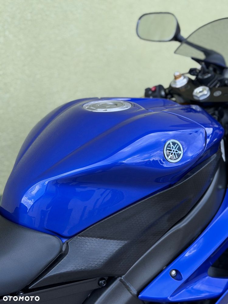 Yamaha R6 - 17