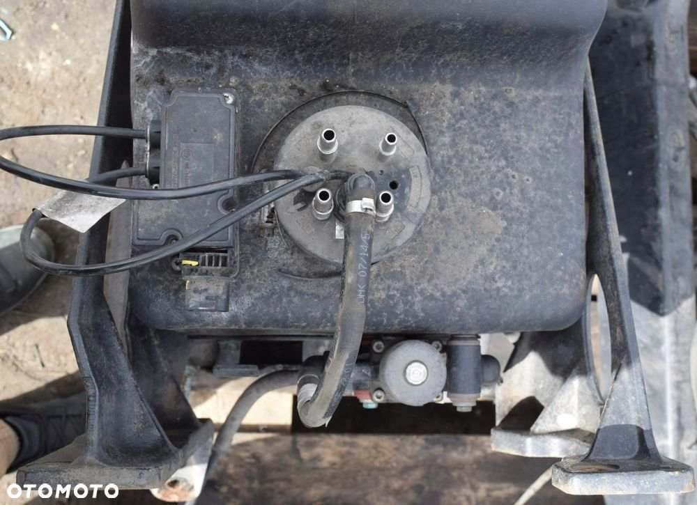 ZBIORNIK ADBLUE BEZ SMOKA MAN TGX TGX EURO 6 - 7