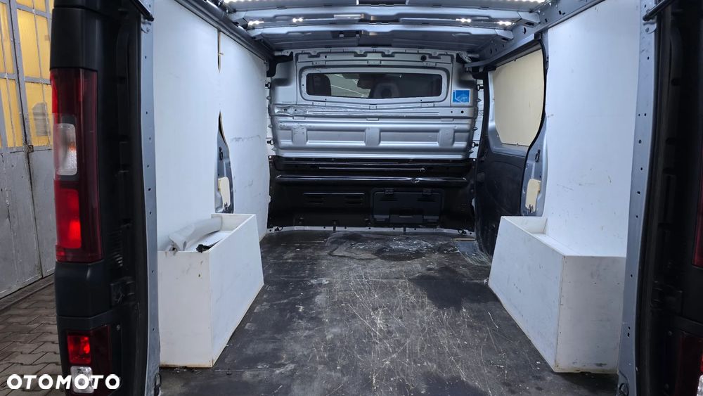 Renault Trafic - 13