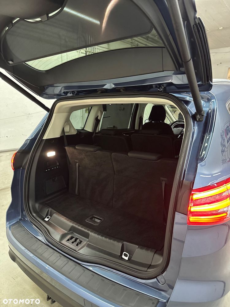 Ford S-Max 2.0 EcoBlue Titanium - 19