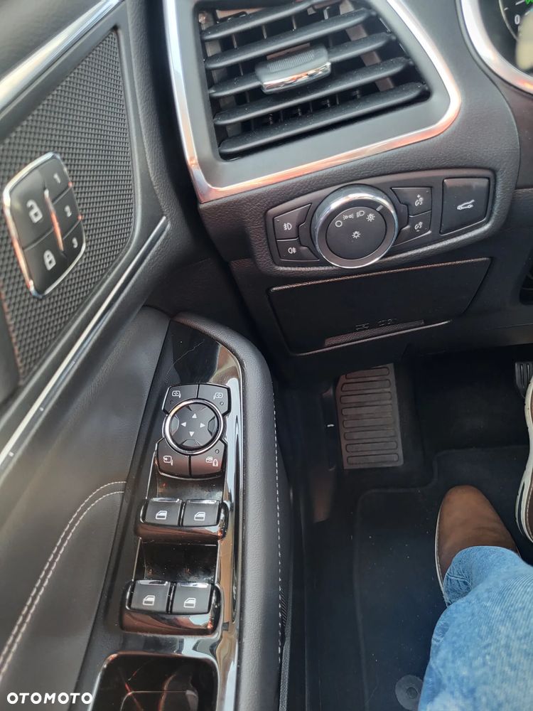 Ford Galaxy 2.0 TDCi 4WD Titanium PowerShift - 9