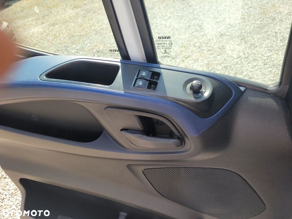Iveco 35S18 - 18