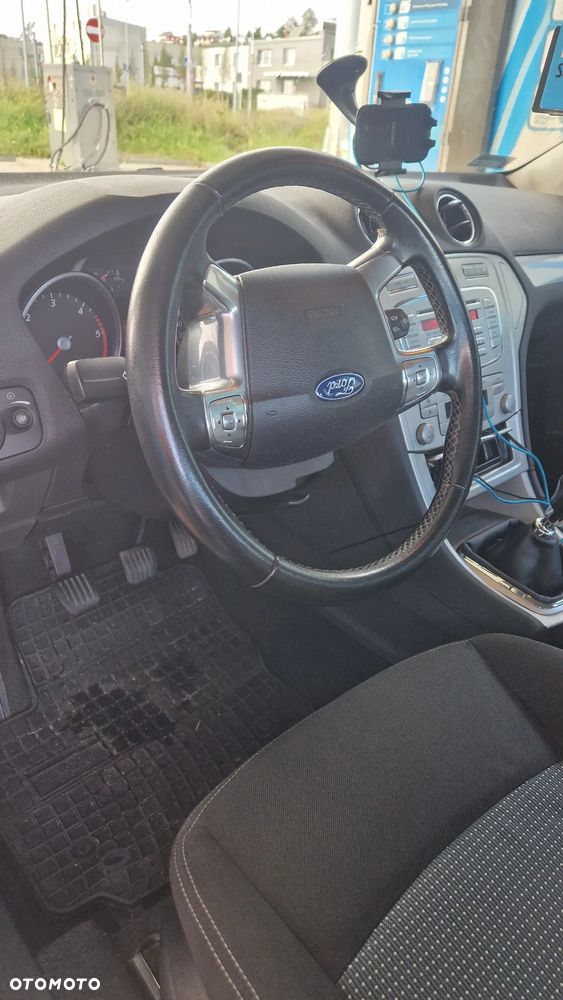 Ford Mondeo 1.8 TDCi Trend - 6