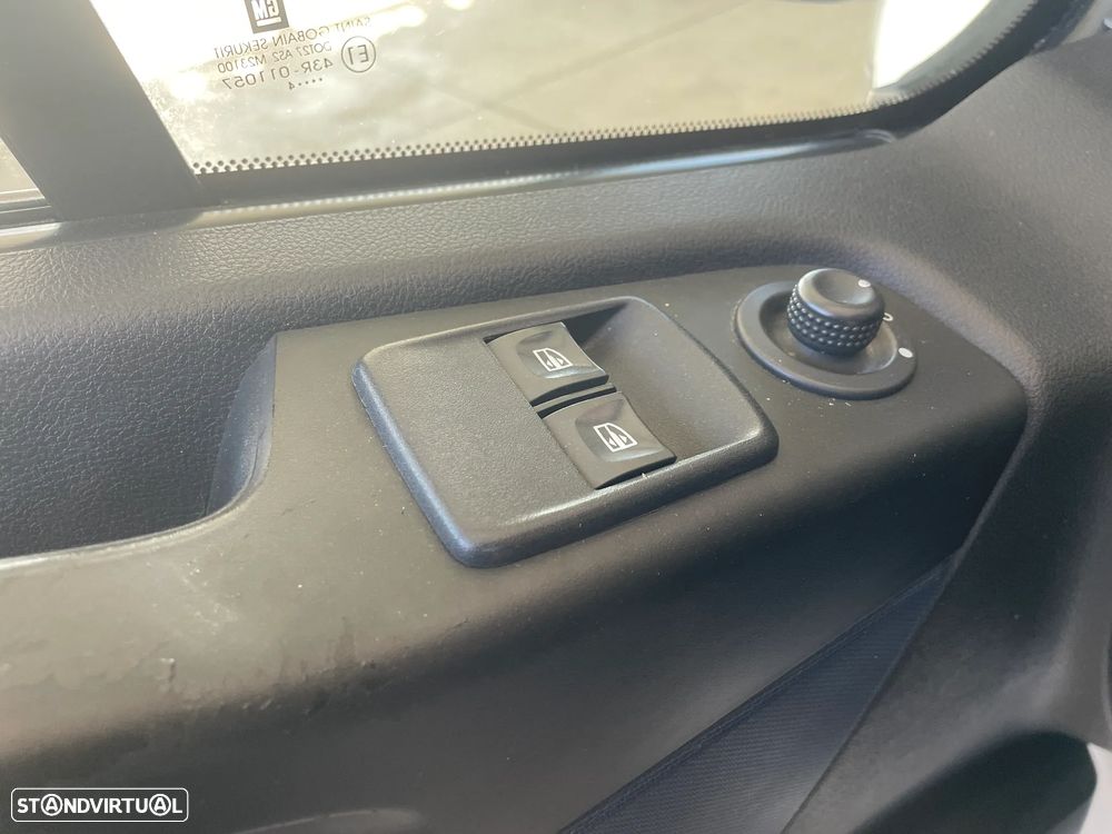 Opel Vivaro 1.6 DCI IVA DEDUTIVEL - 14
