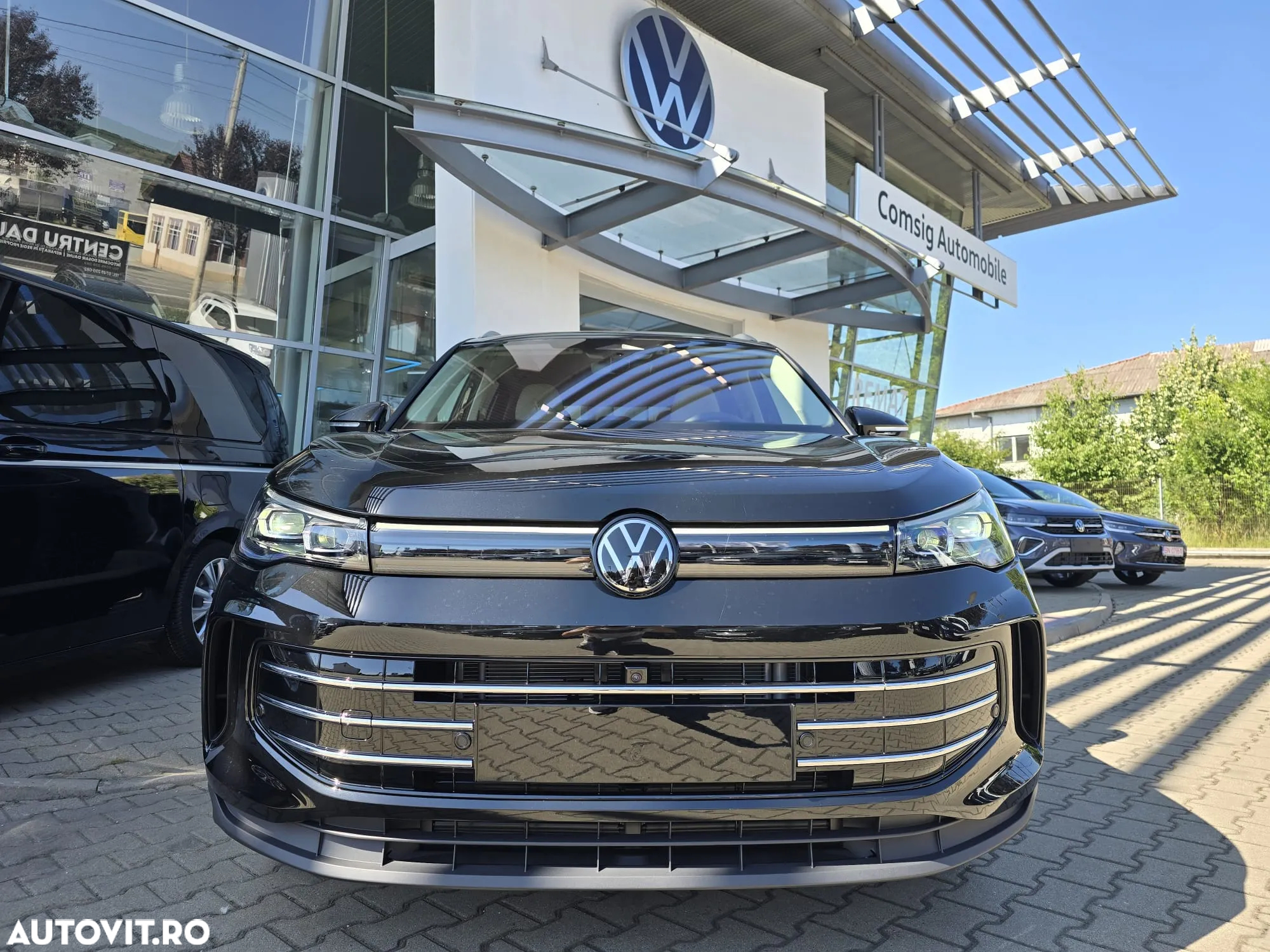 Volkswagen Tiguan 2.0 TDI DSG 4Motion Elegance - 3