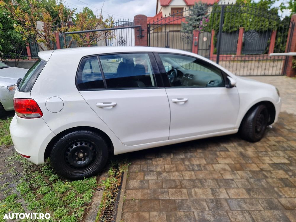 Volkswagen Golf 1.6 TDI DPF Trendline - 6