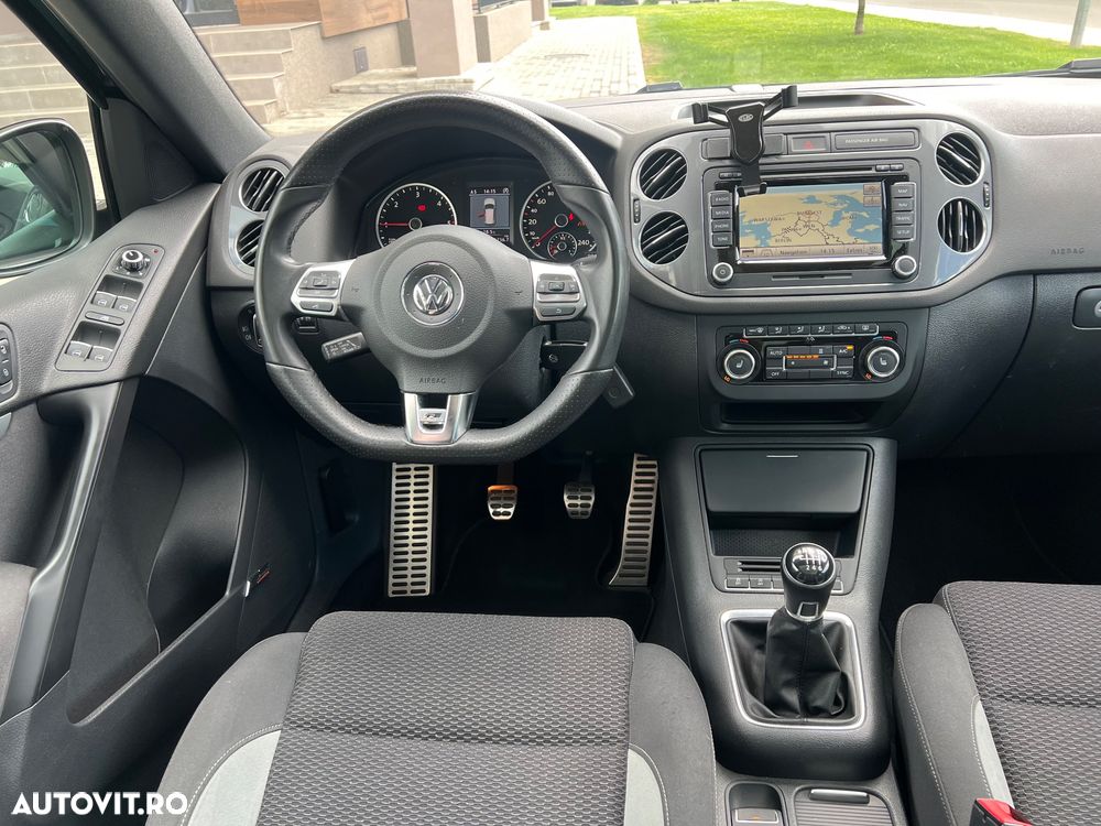 Volkswagen Tiguan 2.0 TDI DPF 4Motion BlueMotion Technology Cup Sport & Style - 6