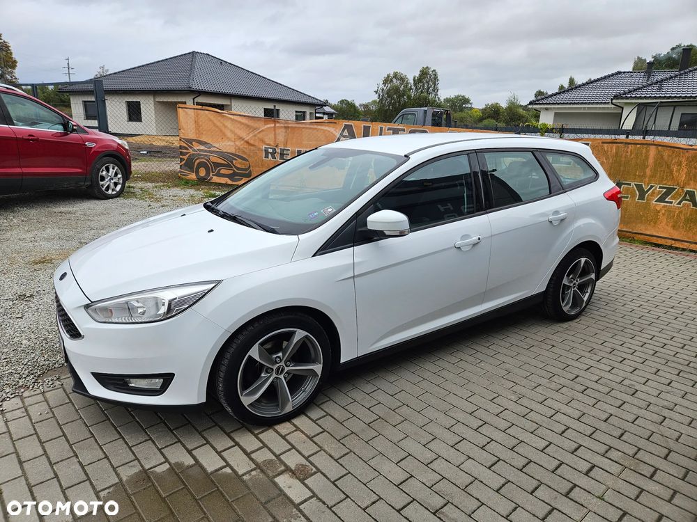 Ford Focus 1.5 TDCi Trend Sport ASS - 2