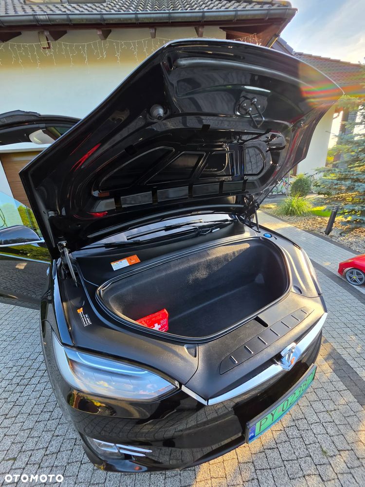 Tesla Model X Long Range Plus - 16