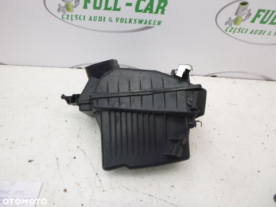 OBUDOWA FILTRA POWIETRZA NISSAN JD50A - 2