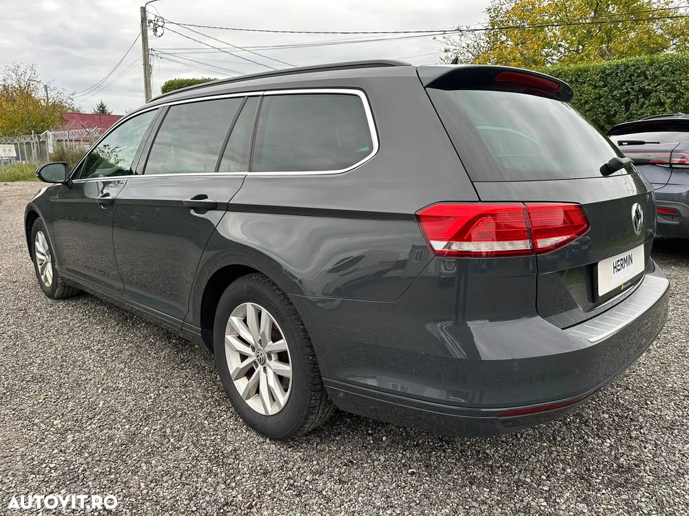 Volkswagen Passat Variant 1.6 TDI (BlueMotion Technology) DSG Comfortline - 4