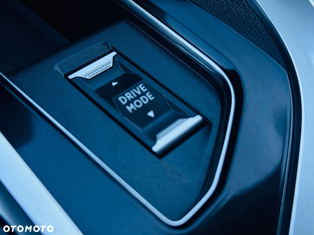 Peugeot 3008 BlueHDi 130 Stop & Start EAT8 Allure - 11
