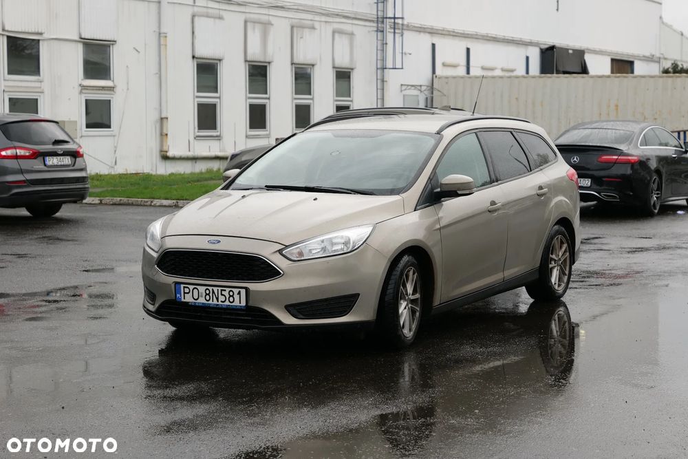 Ford Focus 1.0 EcoBoost Gold X (Trend) - 1