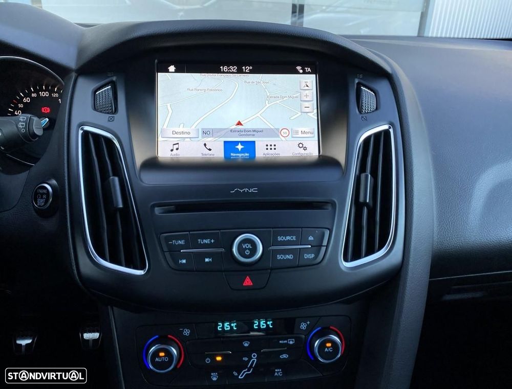 Ford Focus 1.5 TDCi ST-Line - 13