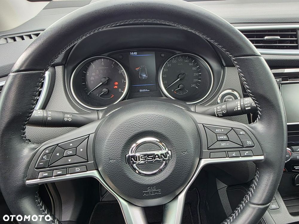 Nissan Qashqai 1.3 DIG-T N-Connecta - 28
