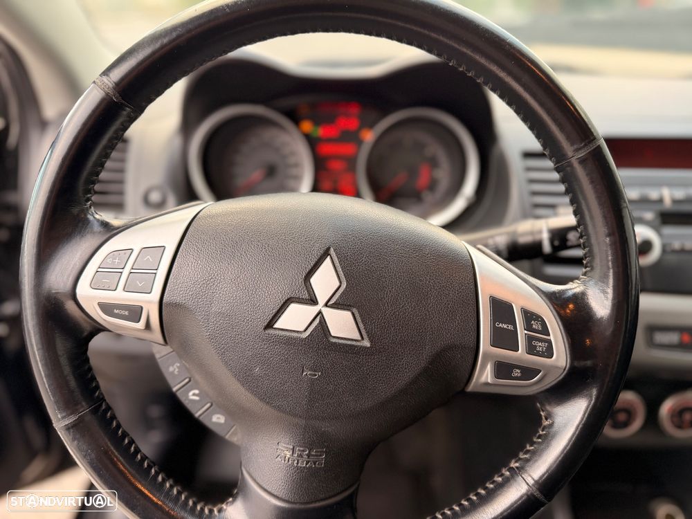 Mitsubishi Lancer 2.0 DI-D Intense - 17