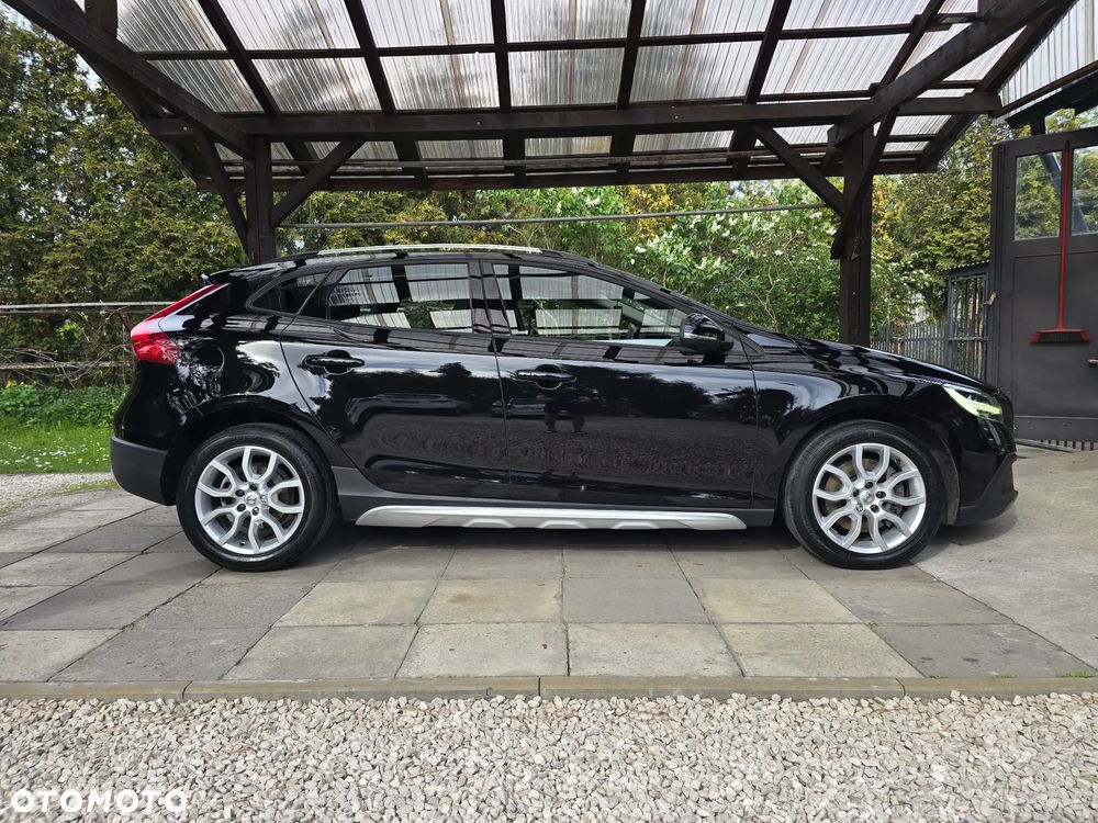 Volvo V40 D2 Momentum - 2