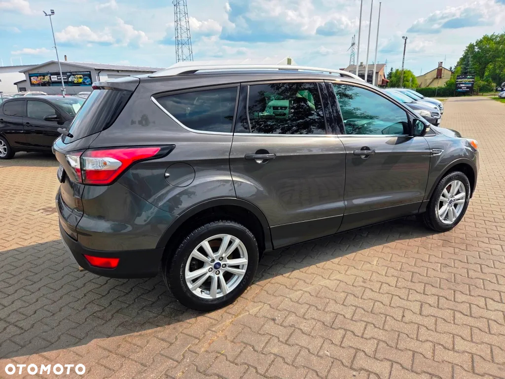 Ford Kuga 2.0 TDCi 2x4 Business Edition - 5