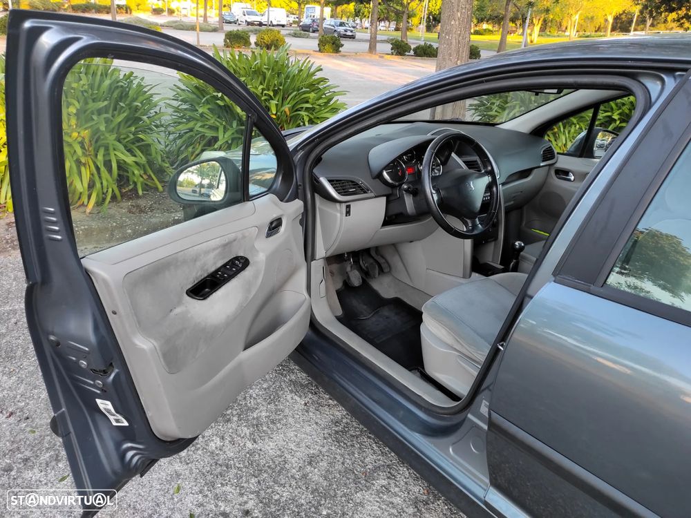 Peugeot 207 1.4 16V Trendy - 35