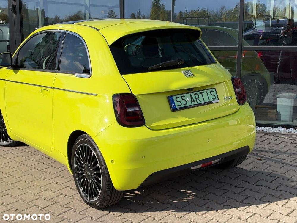 Fiat 500 2024