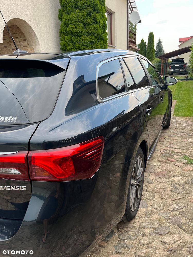 Toyota Avensis 2.0 D-4D Prestige - 4
