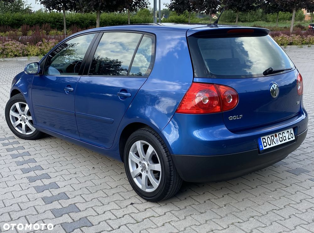 Volkswagen Golf - 7