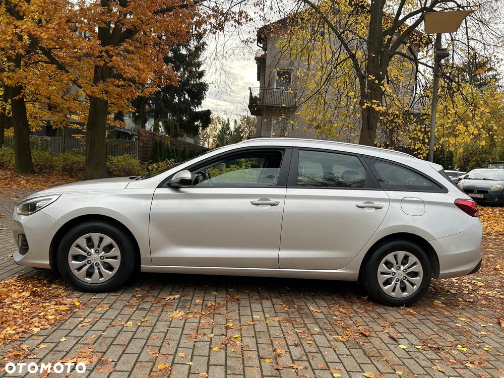 Hyundai i30 1.4 Comfort - 4