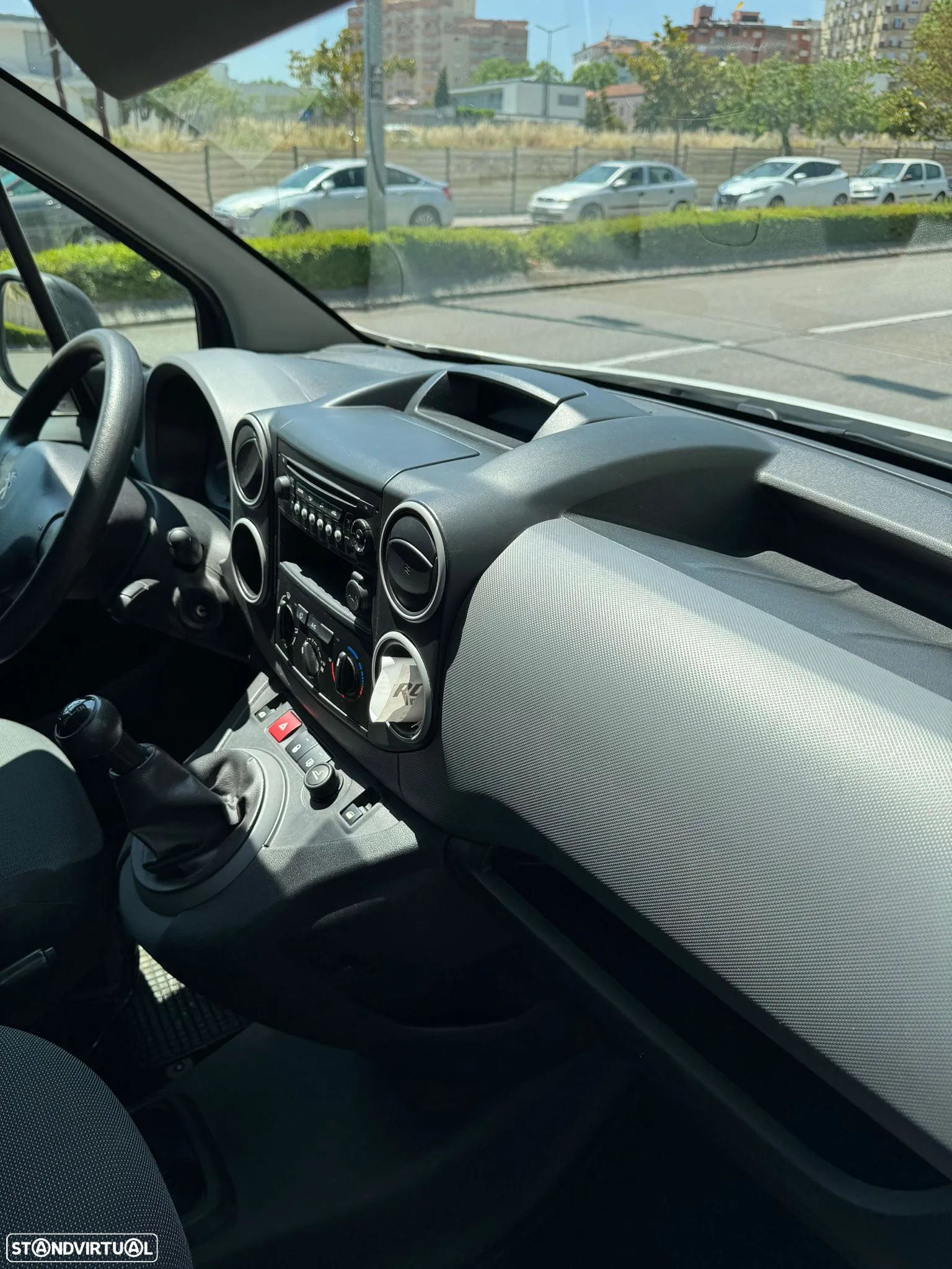 Peugeot Partner - 8