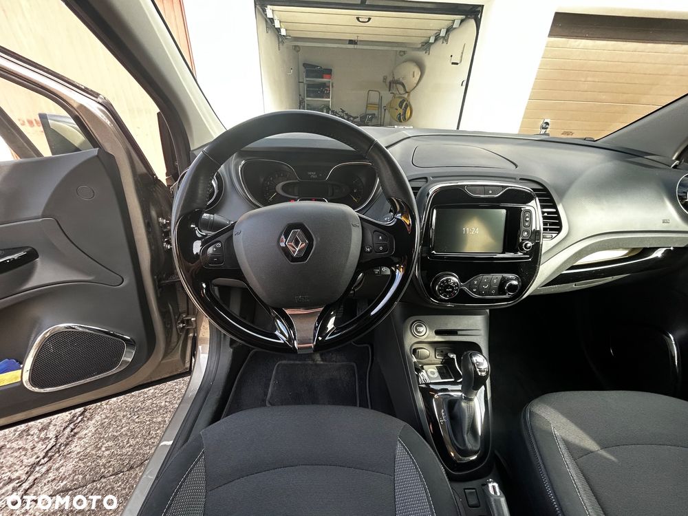 Renault Captur - 22