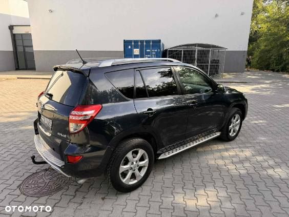Toyota RAV4 ver-2-2-d--4d-4x4 - 2