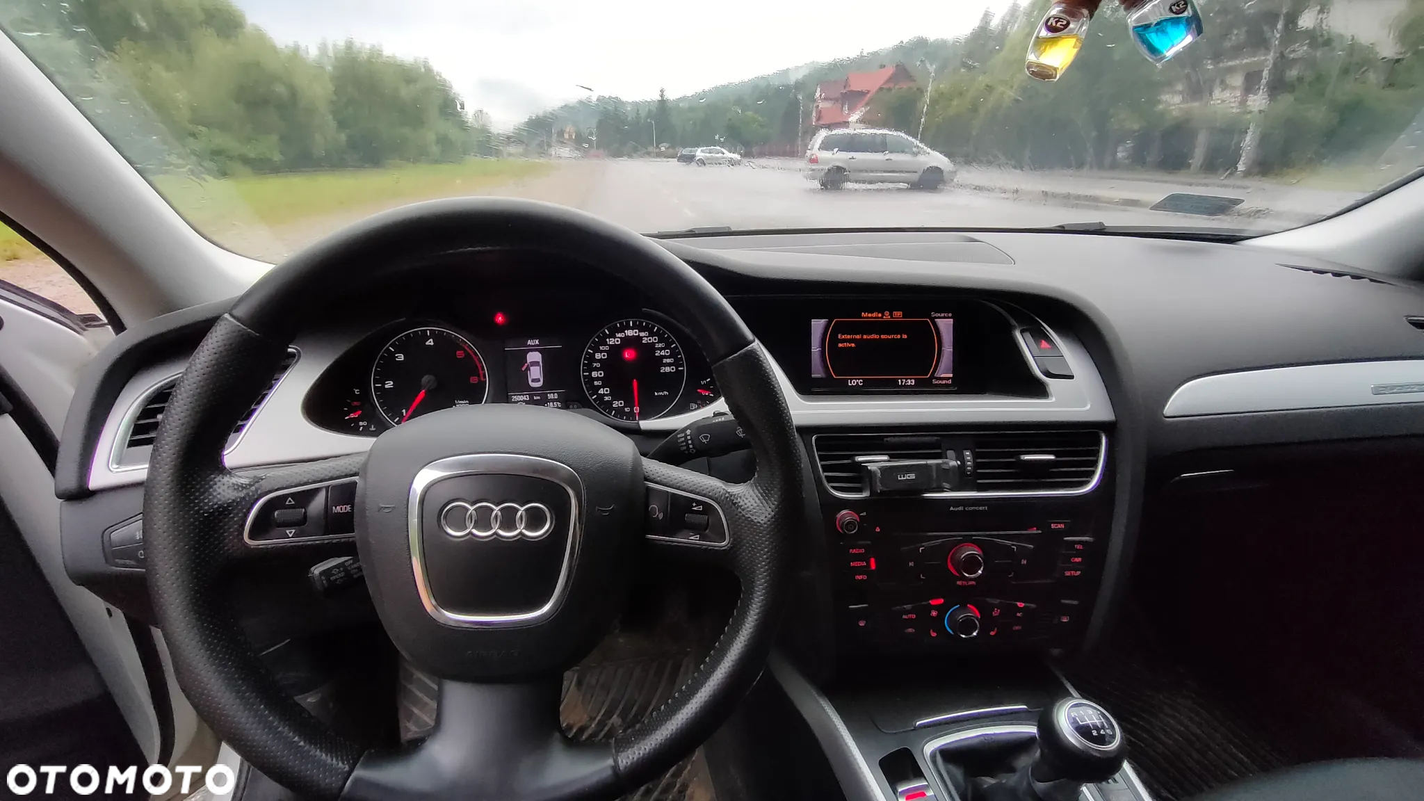 Audi A4 2.0 TDI Quattro - 9