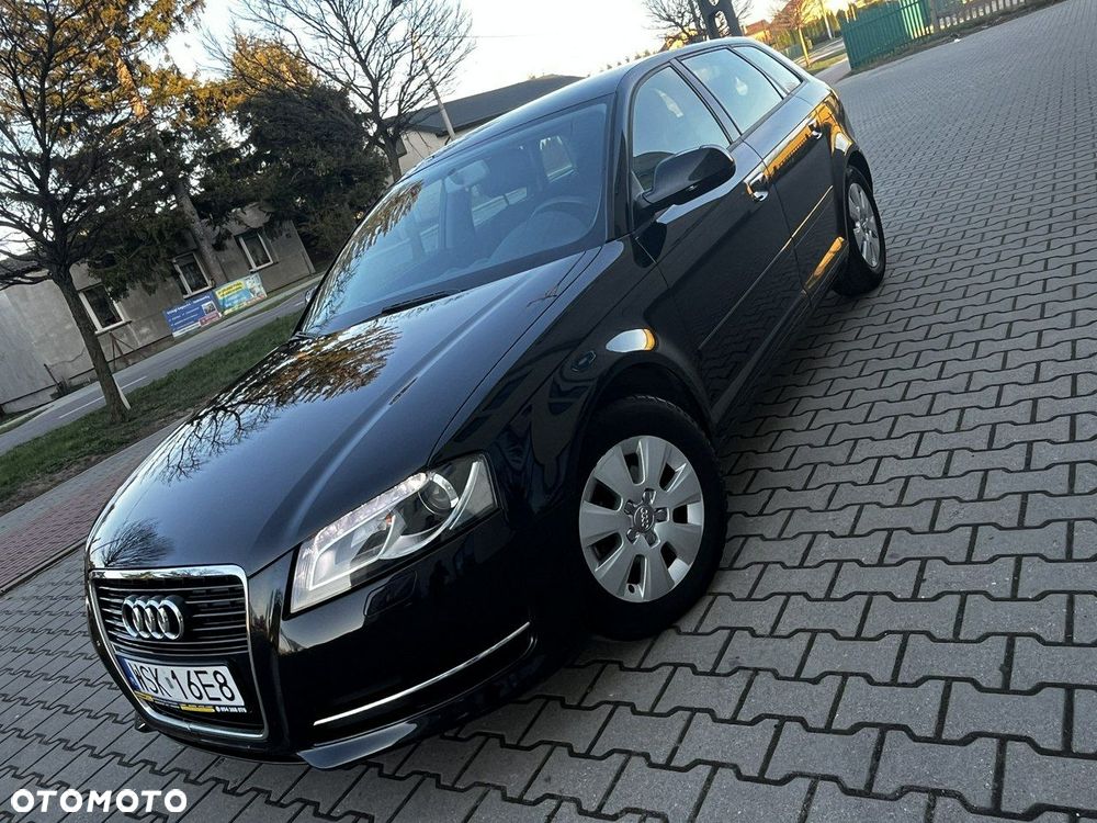 Audi A3 Sportback - 2