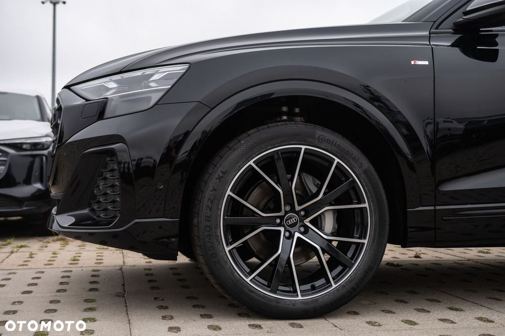 Audi Q8 - 7