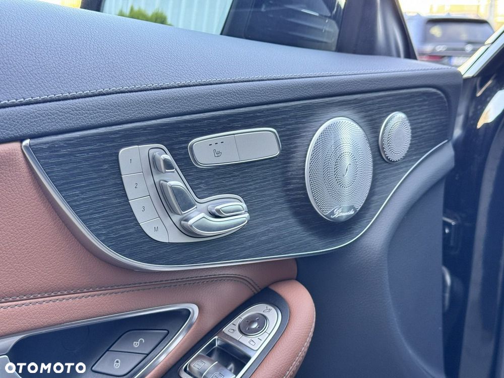 Mercedes-Benz Klasa C AMG 43 4Matic 9G-TRONIC - 13