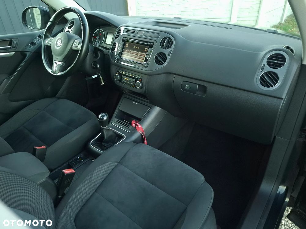 Volkswagen Tiguan 2.0 TDI DPF BlueMotion Technology Sport & Style - 15