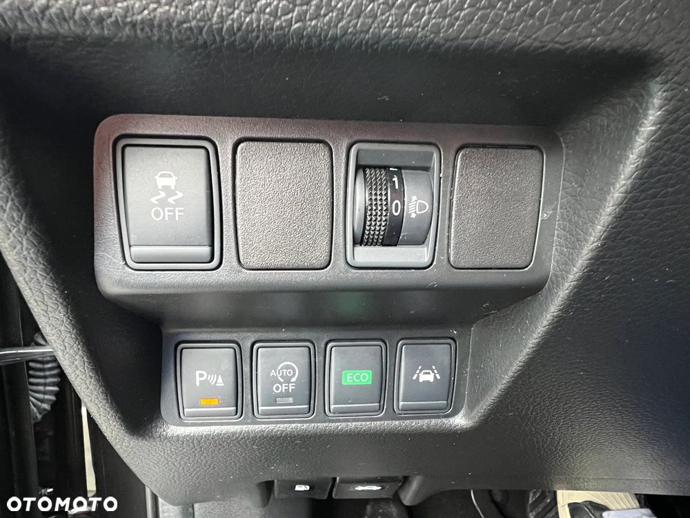 Nissan Qashqai 1.2 DIG-T Xtronic TEKNA - 23
