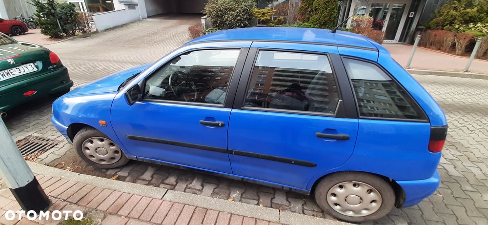 Seat Ibiza 1.0i Select - 2