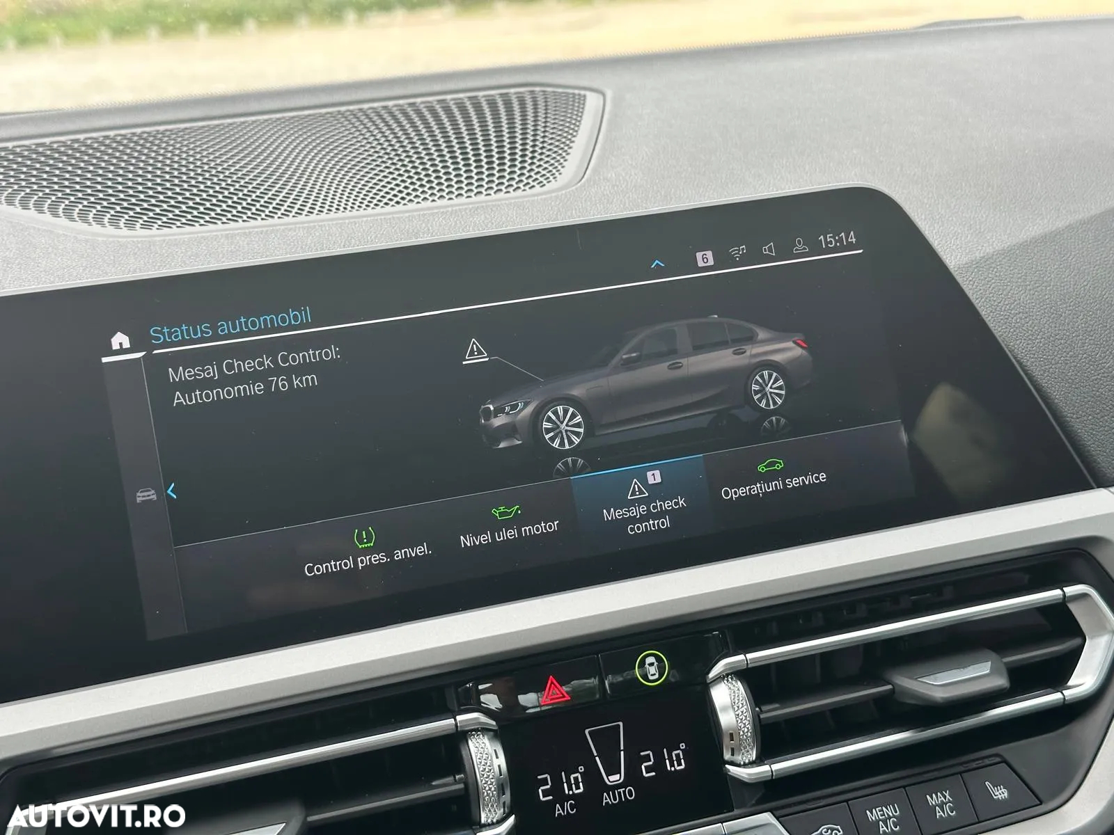 BMW Seria 3 330e Aut. Sport Line - 28