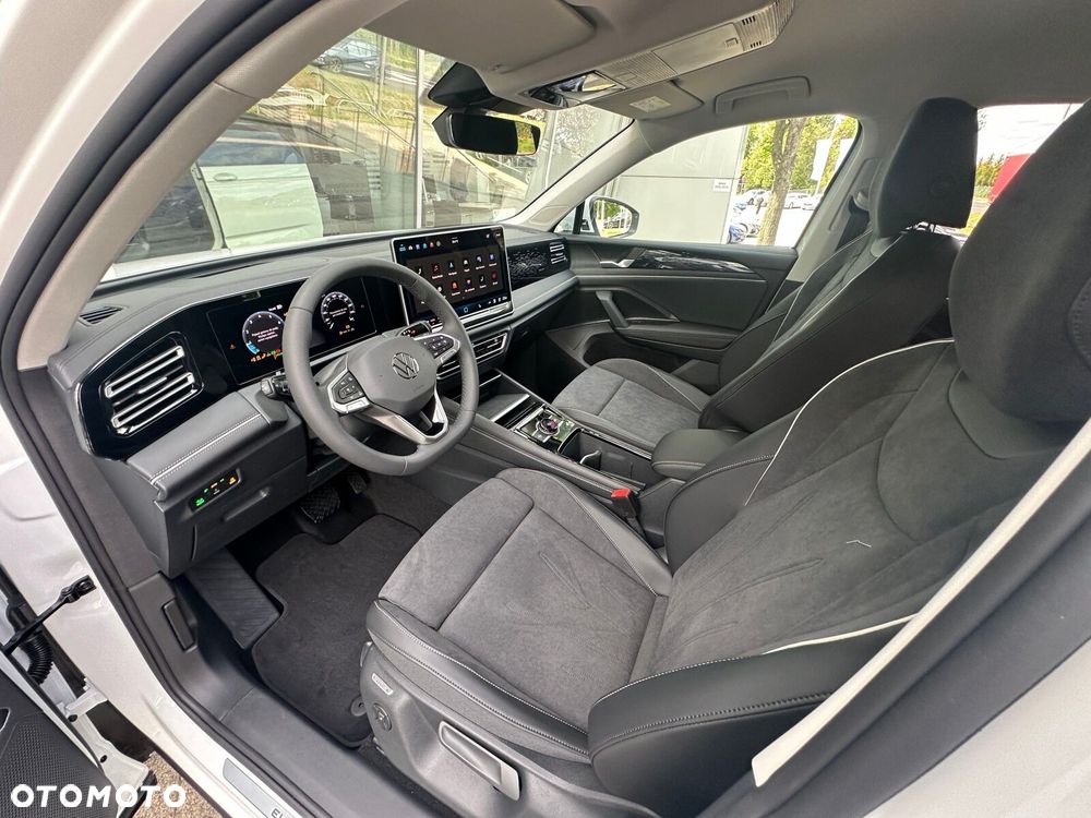 Volkswagen Tiguan 1.5 eTSI Elegance DSG - 11