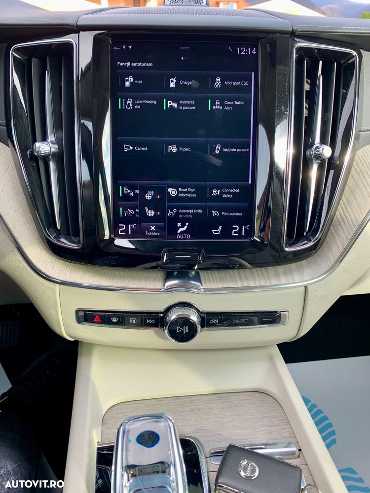 Volvo XC 60 T8 Twin Engine AWD Inscription - 31