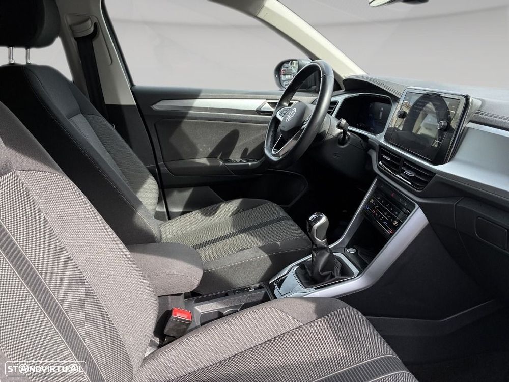 VW T-Roc - 10