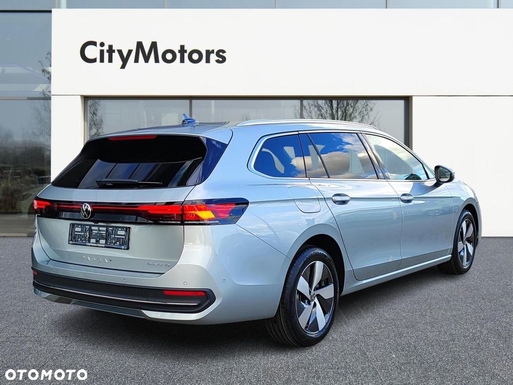 Volkswagen Passat Variant - 3