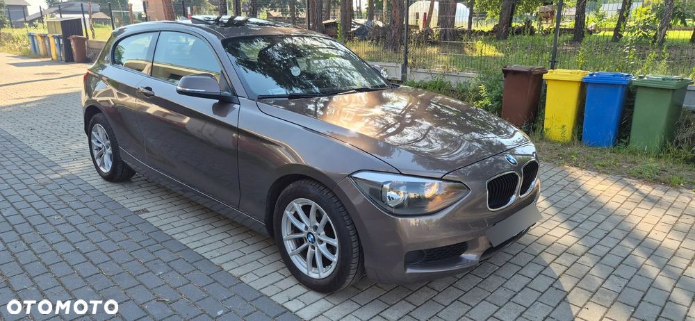 BMW Seria 1 116i - 4