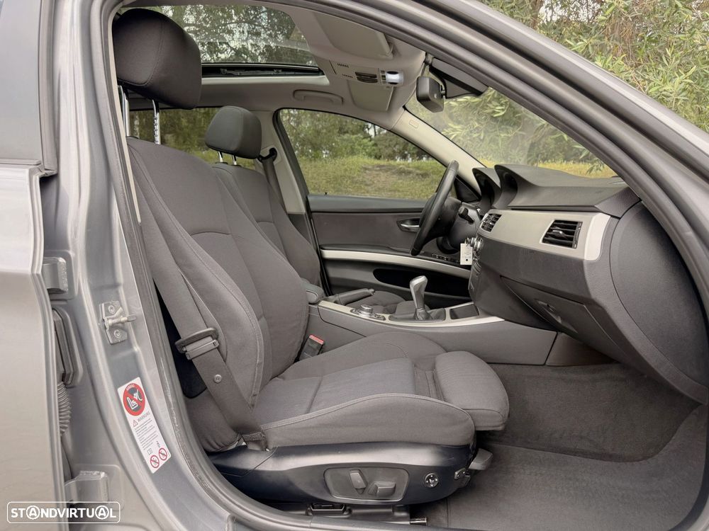 BMW 320 d Navigation - 9