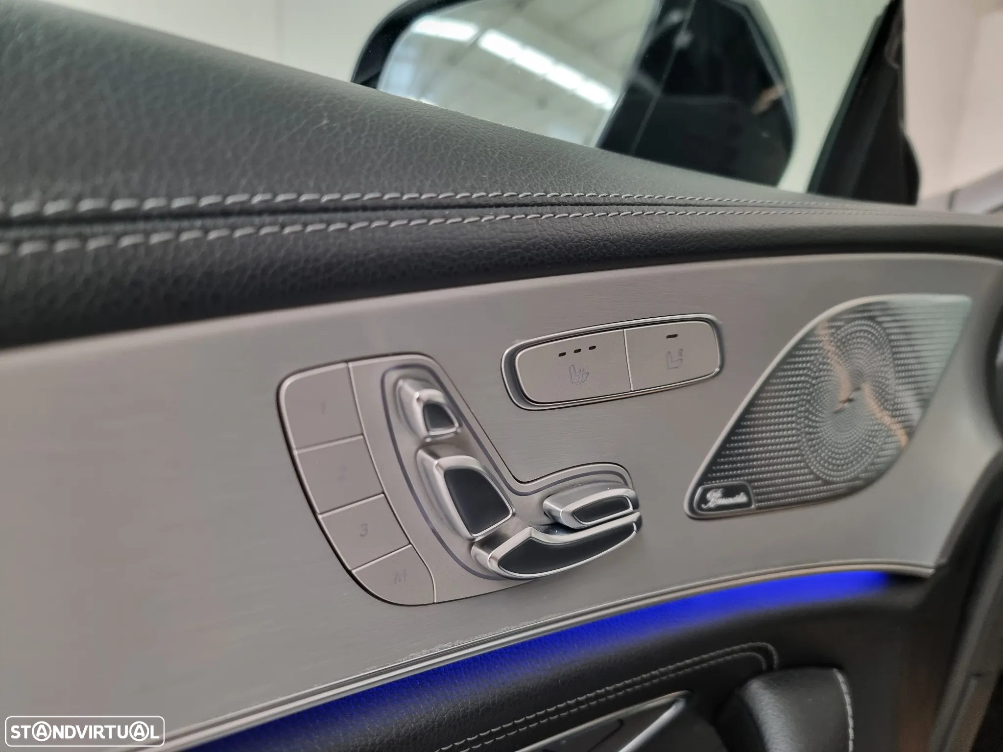 Mercedes-Benz CLS 400 d 4Matic AMG Line - 12